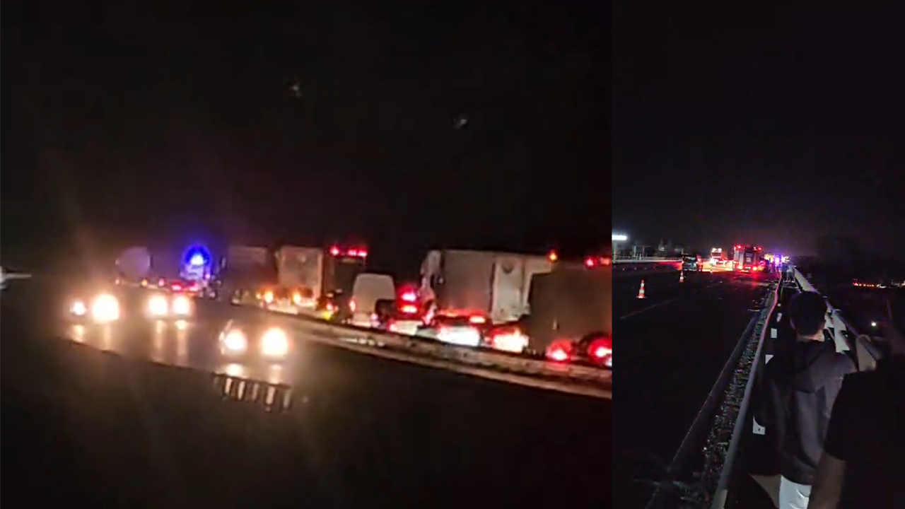 Kaza Sonrası Yolda Uzun Araç Kuyrukları Oluştu
