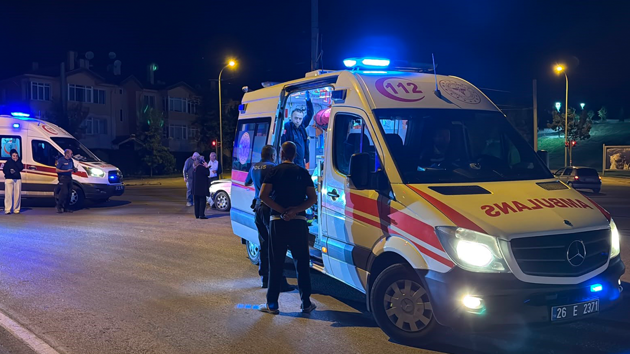 Kaza Sonrasında Yaralılar Hastaneye Kaldırıldı