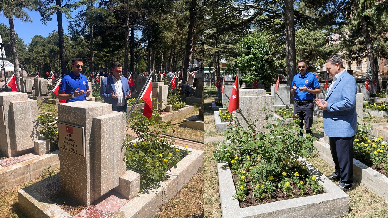 Şehitler Kabirleri Başında Dualarla Anıldı