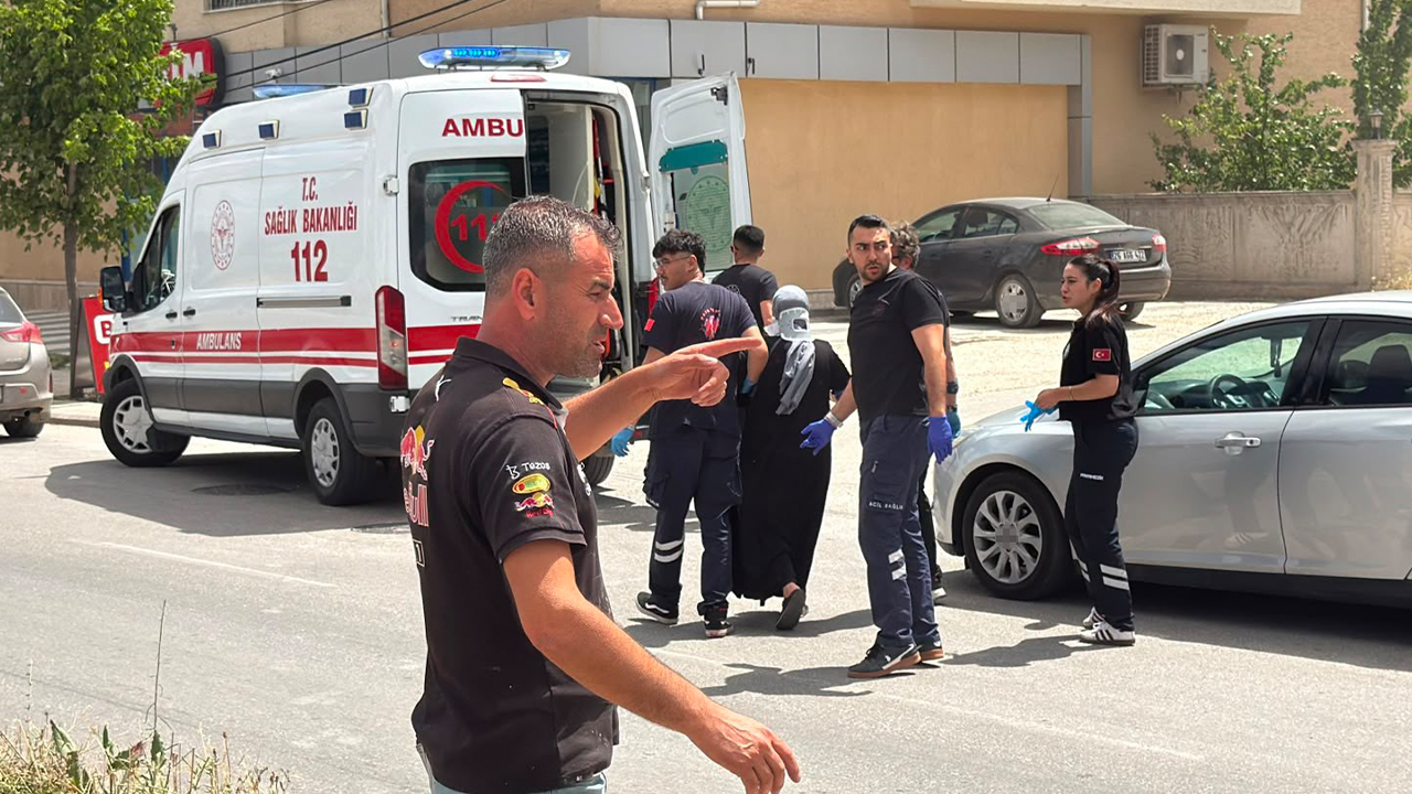 Yaralılar Ilk Müdahale Sonrası Hastaneye Sevk Edildi