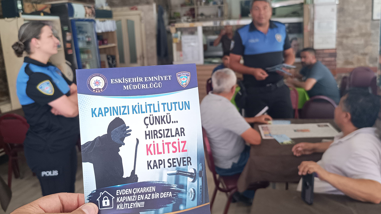 Yoğun Alanlarda Vatandaşlar Olası Tehlikelere Karşı Bilgilendirildi