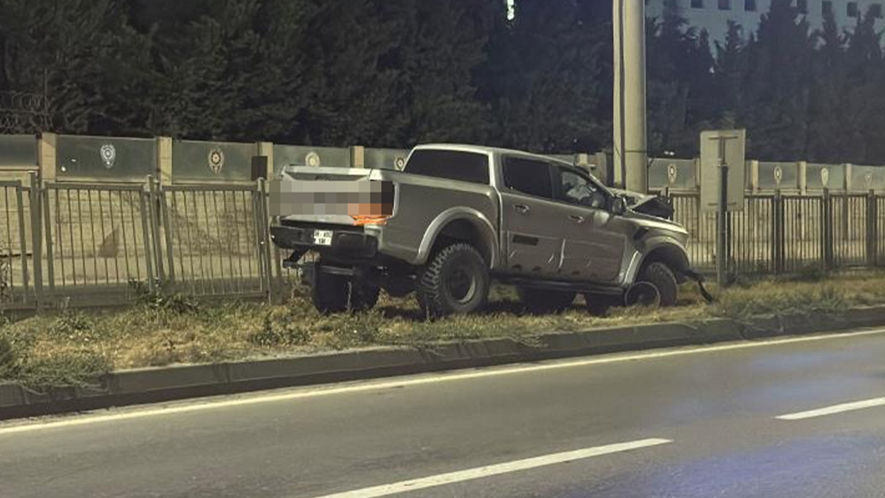 Araç Pts Direğine Ok Gibi Saplandı