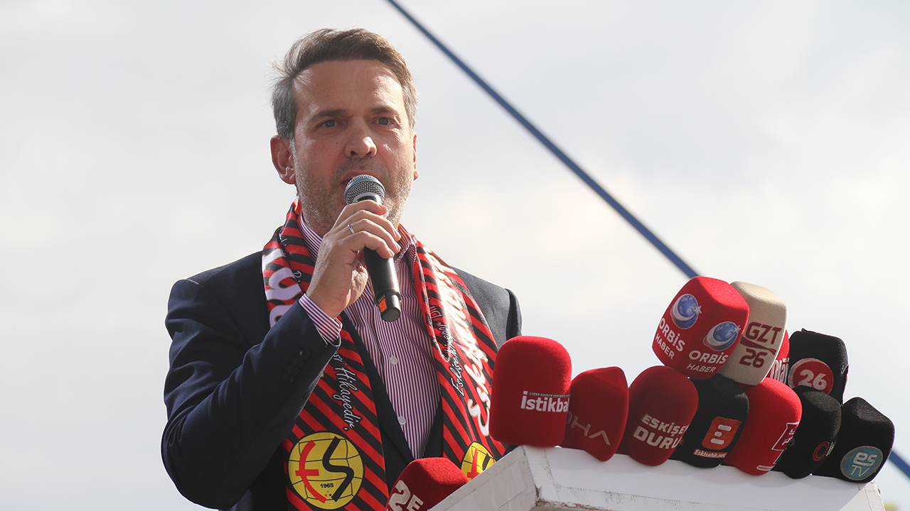 Bakan Bayraktar Eskişehir'de Konuştu