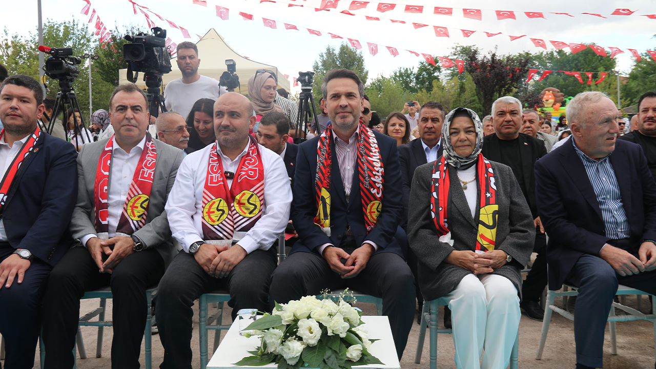 Bakan Bayraktar Eskişehir'de Önemli Mesajlar Verdi