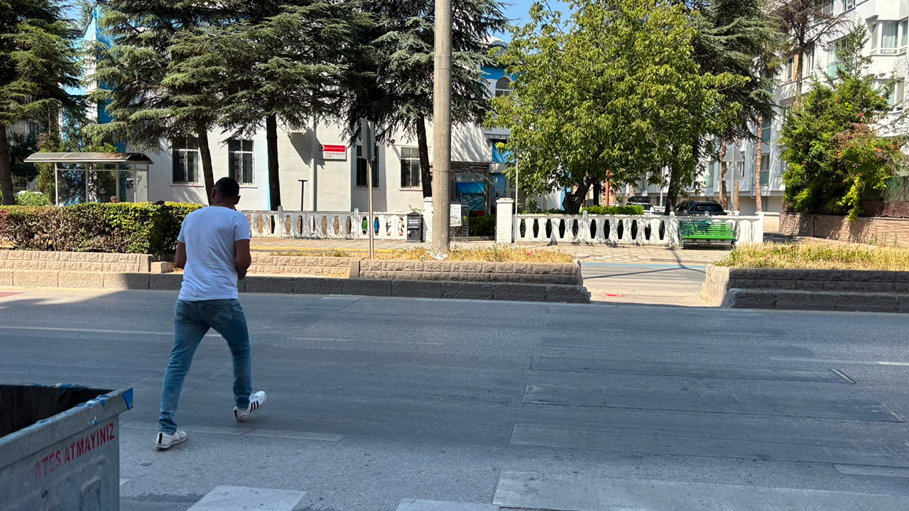 Cadde De Birçok Kaza Meydana Geldiği Belirtildi