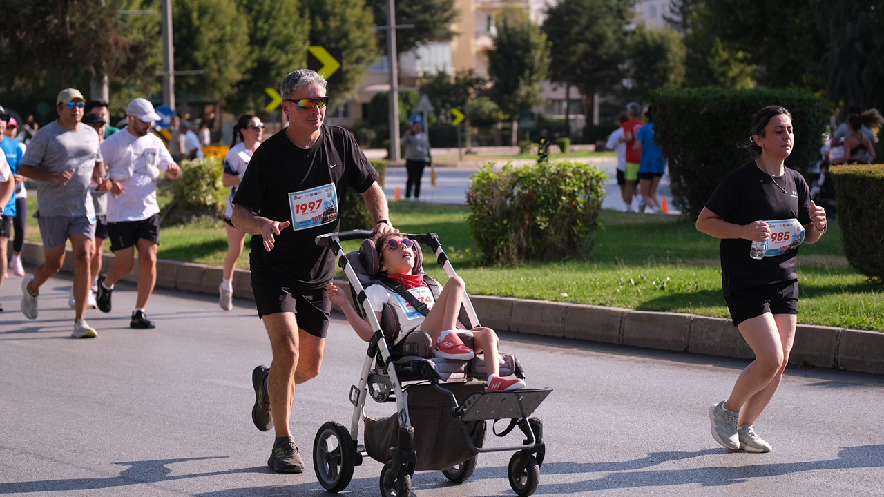 Çok Sayıda Kişi Maraton Heyecanına Ortak Oldu