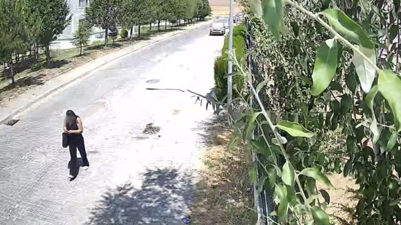 Eve Kadar Giren Dolandırıcı Hızla Uzaklaştı