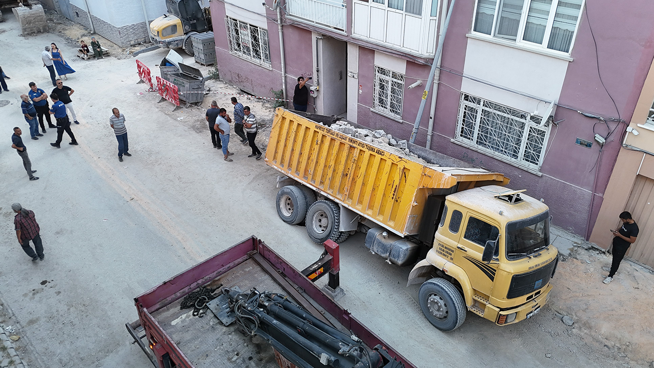 Kamyon Için Kurtarma Çalışması Gerçekleştirildi