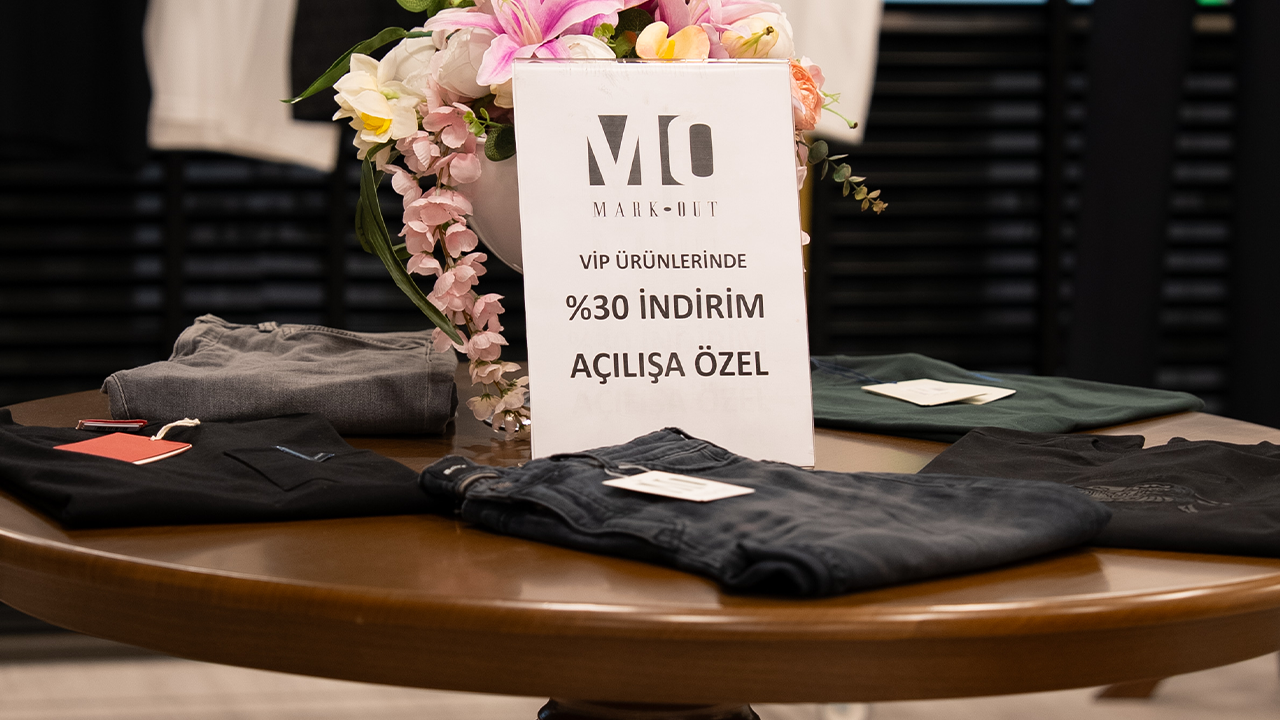Mark Out Center'da Vip Ürünlerde Açılışa Özel Yüzde 30 Indirim
