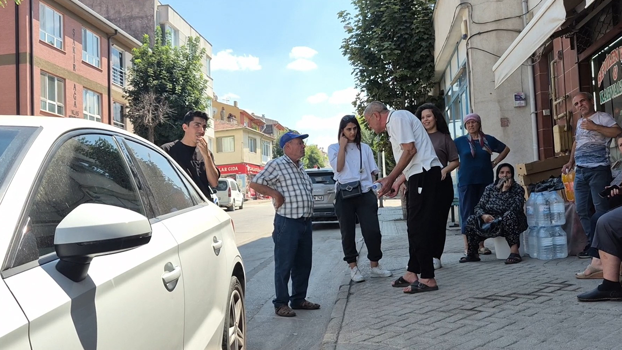 Olay Sonrasi Mahalle Saki̇nleri̇ Arasinda Gergi̇nli̇k Yaşandi