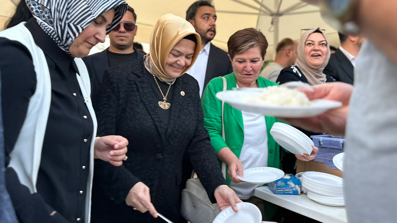 Program Kapsamında Vatandaşlara Ikramda Bulunuldu-1