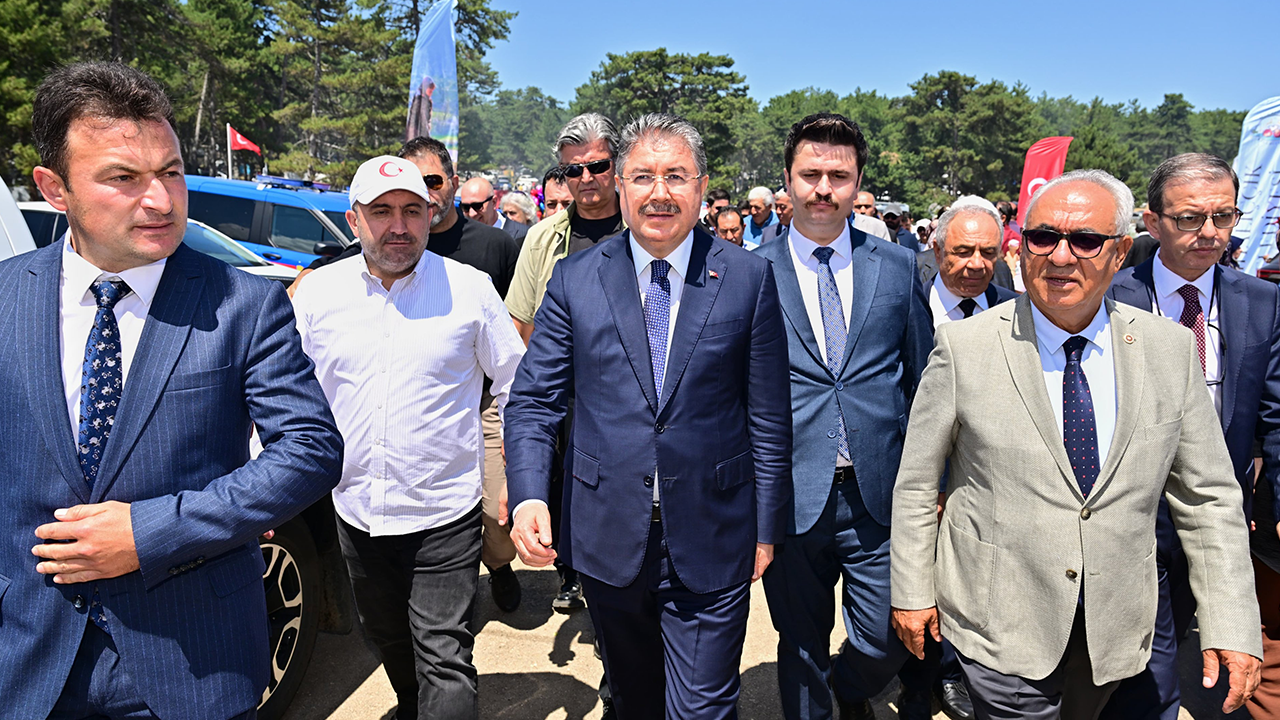 Vali Yılmaz Ve Birçok Önemli Isim Festivale Katıldı
