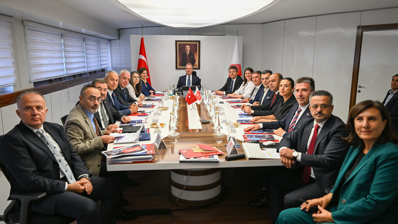 Başkan Ünlüce Ankara'da Önemli Temaslarda Bulundu