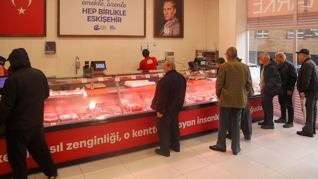 Bir Yılda 230 Ton Kırmızı Et Uygun Fiyatla Vatandaşlarla Buluşturuldu