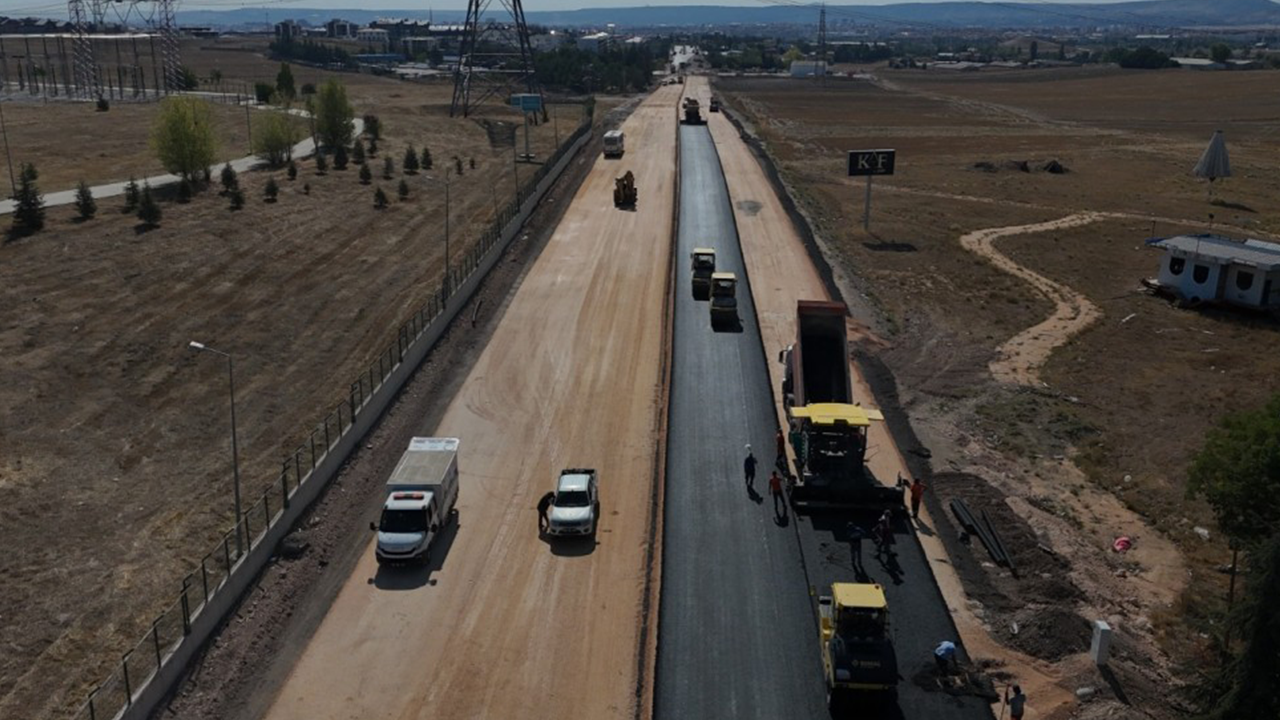 Eskişehir’de Bir Güzergahta Yol Çalışmaları Hız Kazandı!