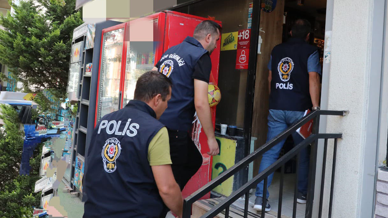 Eskişehir’de Polis Ekiplerinden Çok Sayıda Mekana Baskın!
