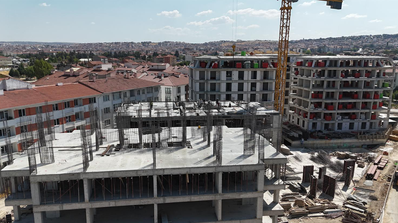 Gündoğdu 2. Etap B Projesinde Çalışmalar Devam Ediyor