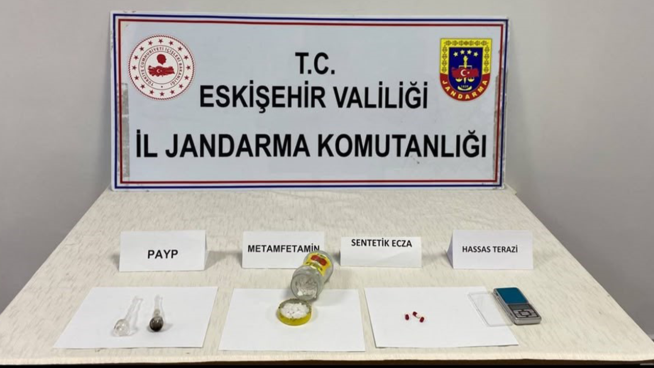 Metamfetamin Ve Hassas Terazi Ele Geçirildi