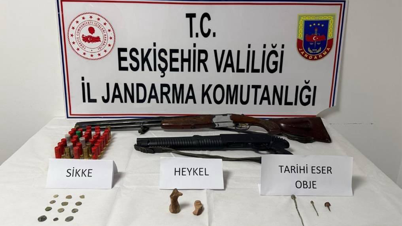 Operasyonda Ele Geçirilen Bazı Tarihi Eserler
