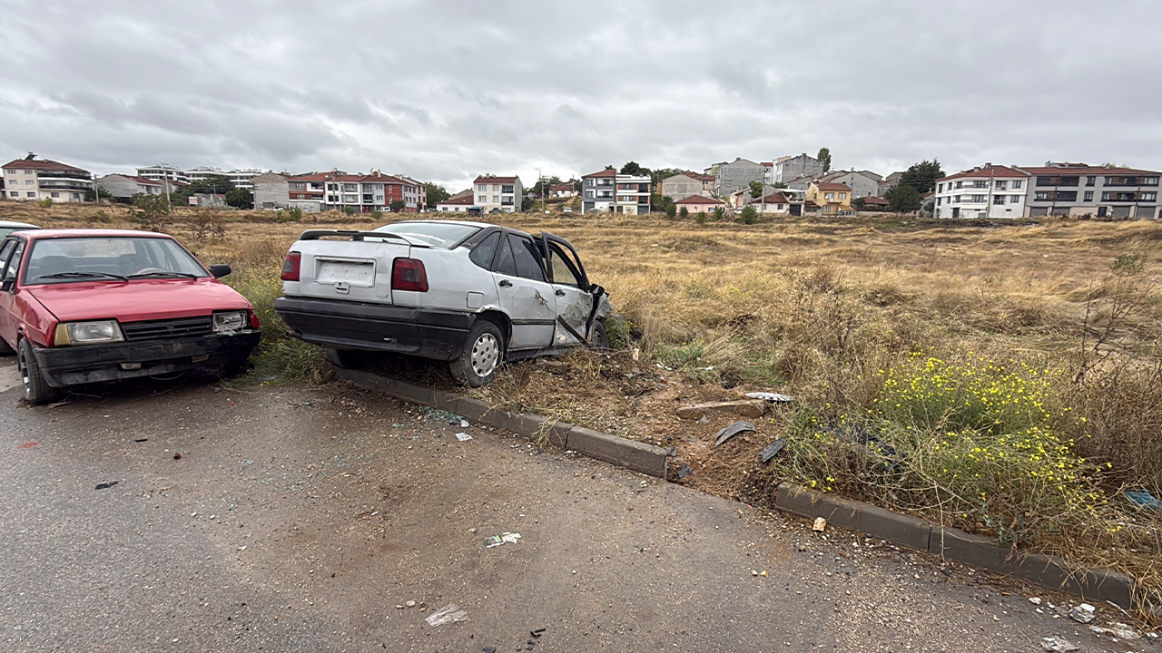 Otomobilini Sabah Hasarlı Buldu