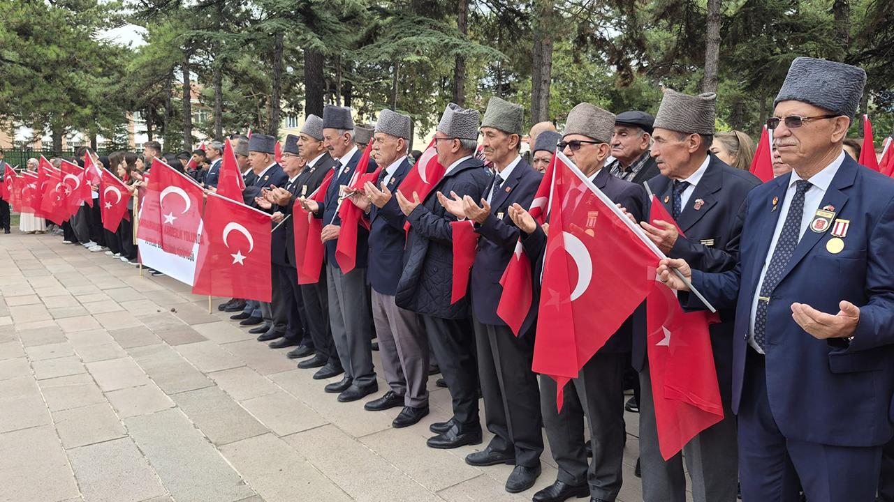 Şehitler İçin Dualar Okundu