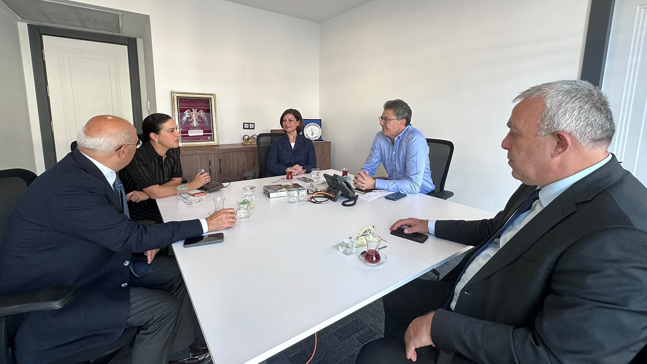 Tbb Encümen Toplantısına Katıldı