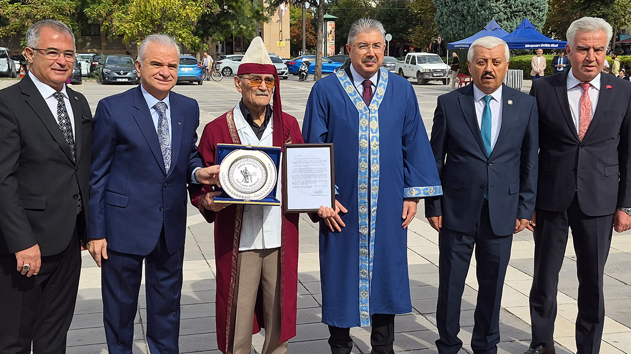 Yılın Ahisi Zeki Tarhan Oldu