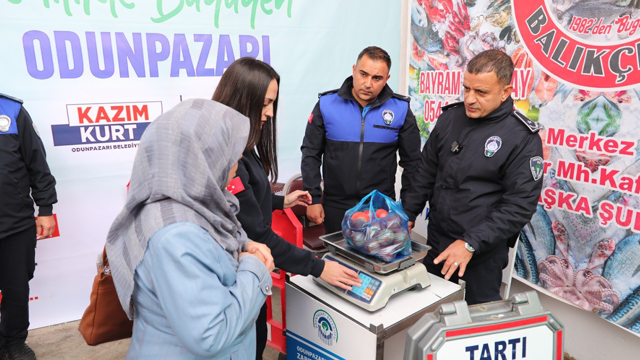 Eskişehir'de Pazar Yerlerine Tartı Denetimi