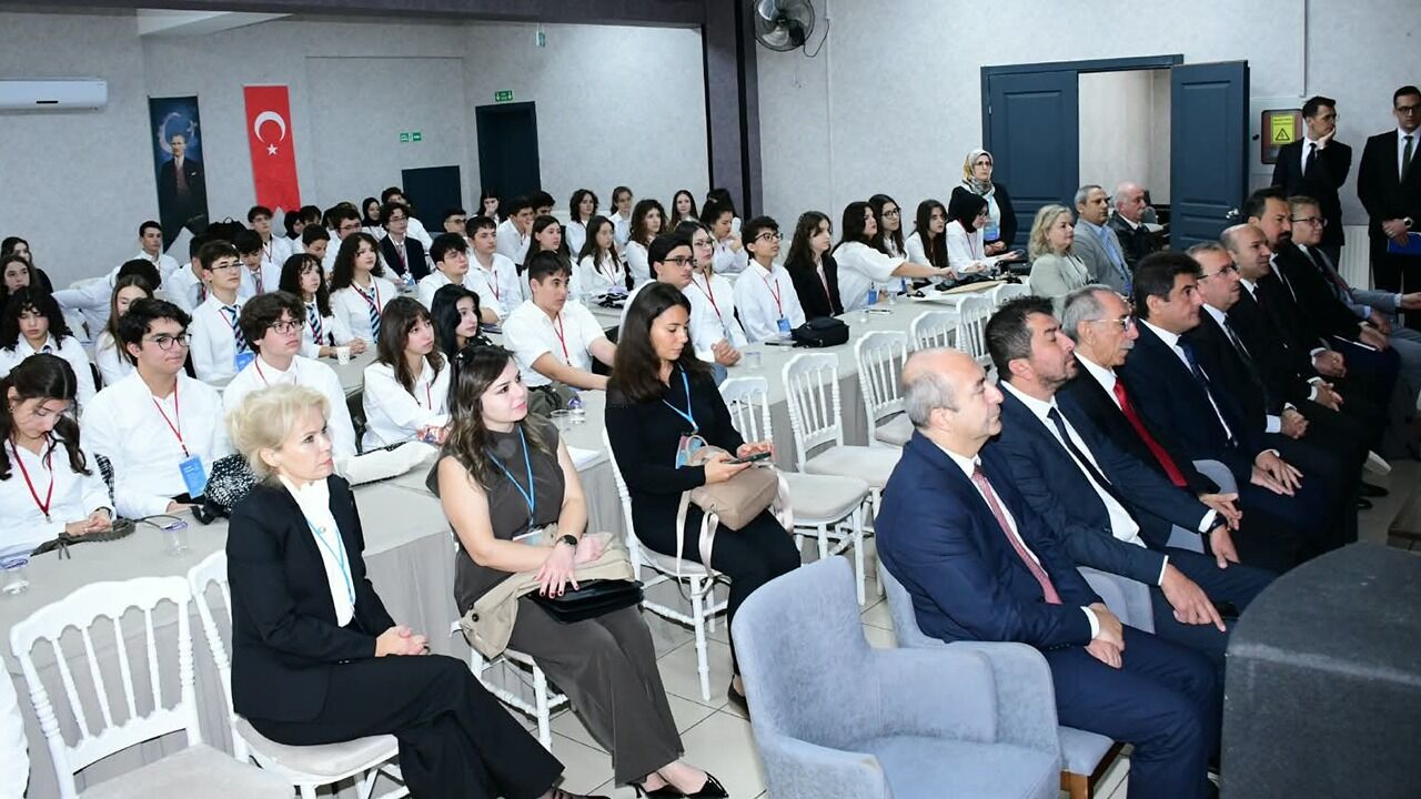 Farklı Başlıklarda Grup Çalışmaları Yapıldı