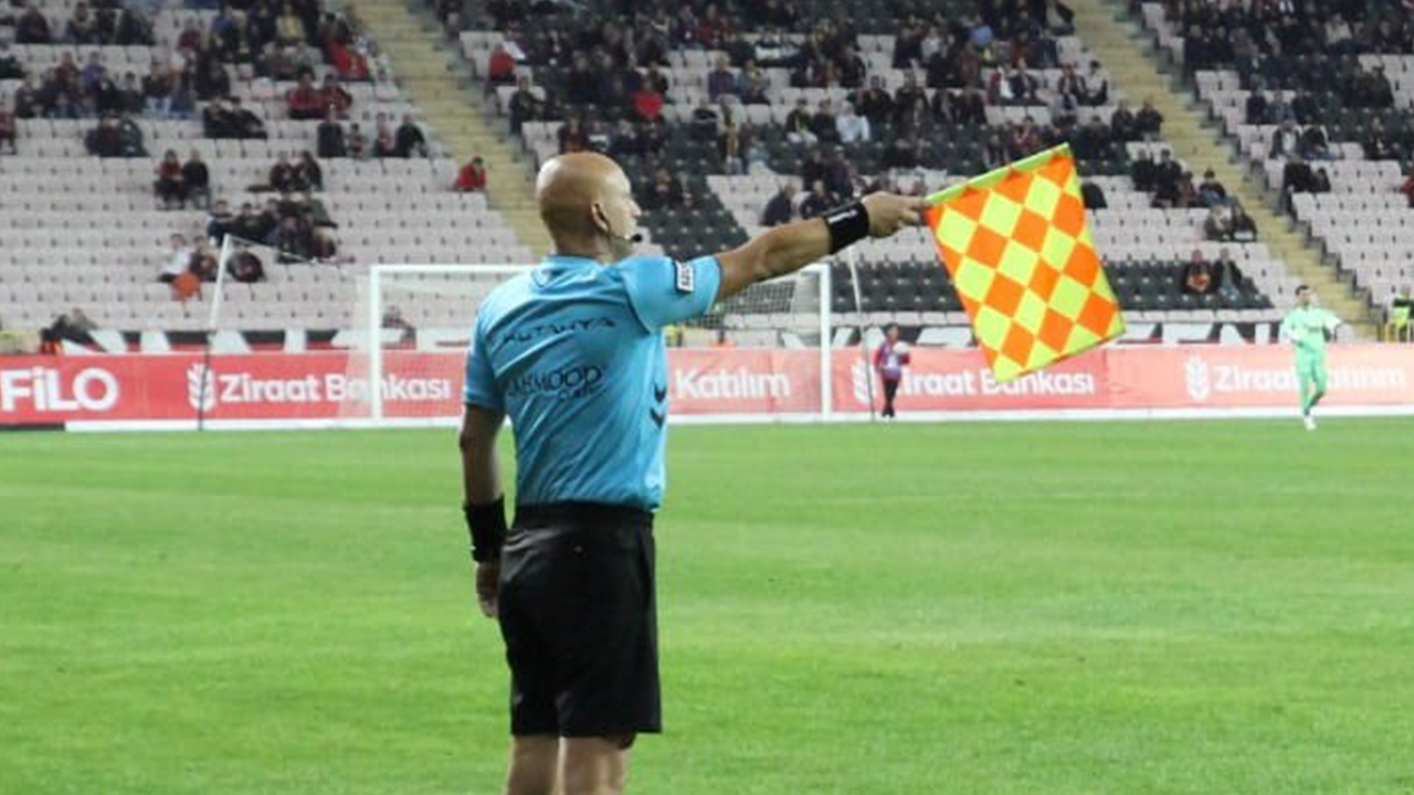 Hakem Uğur Çakmak