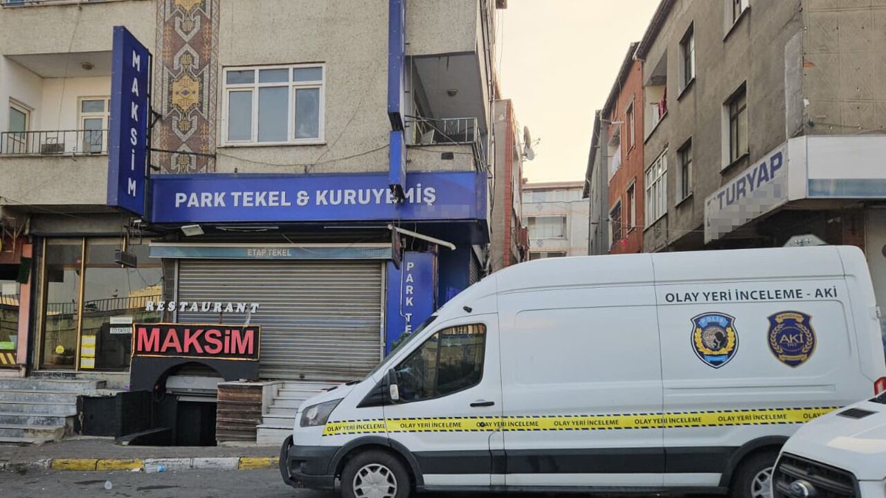 Müzikholde Kanlı Çatışma! Biri Polis 2 Kişi Hayatını Kaybetti