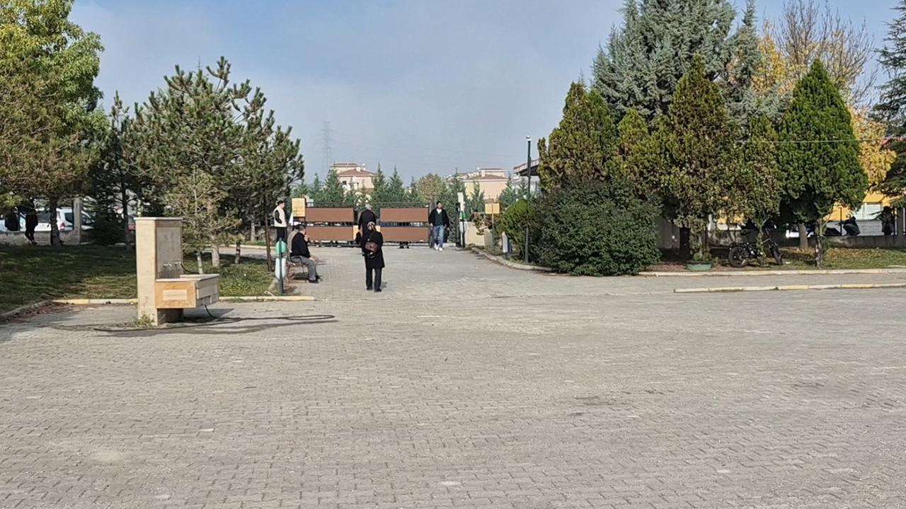 Sınava Geç Kalınca Gazeteciye Yöneldi