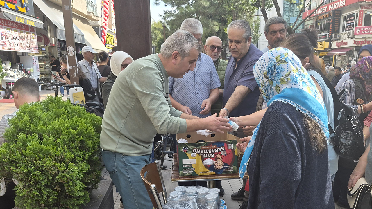 Veren Verdiğini Bilmiyor, Alan Da Vereni Bilmiyor